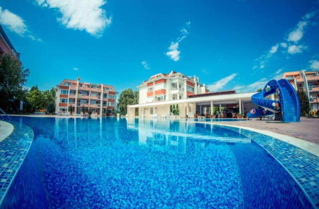 Sunny Fort Private Apartment Sunny Beach Exterior photo
