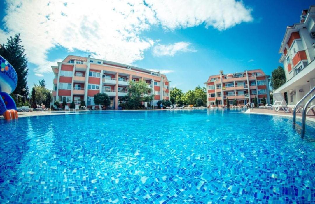 Sunny Fort Private Apartment Sunny Beach Exterior photo