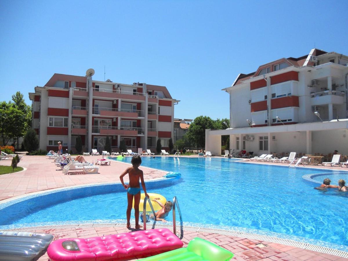 Sunny Fort Private Apartment Sunny Beach Exterior photo