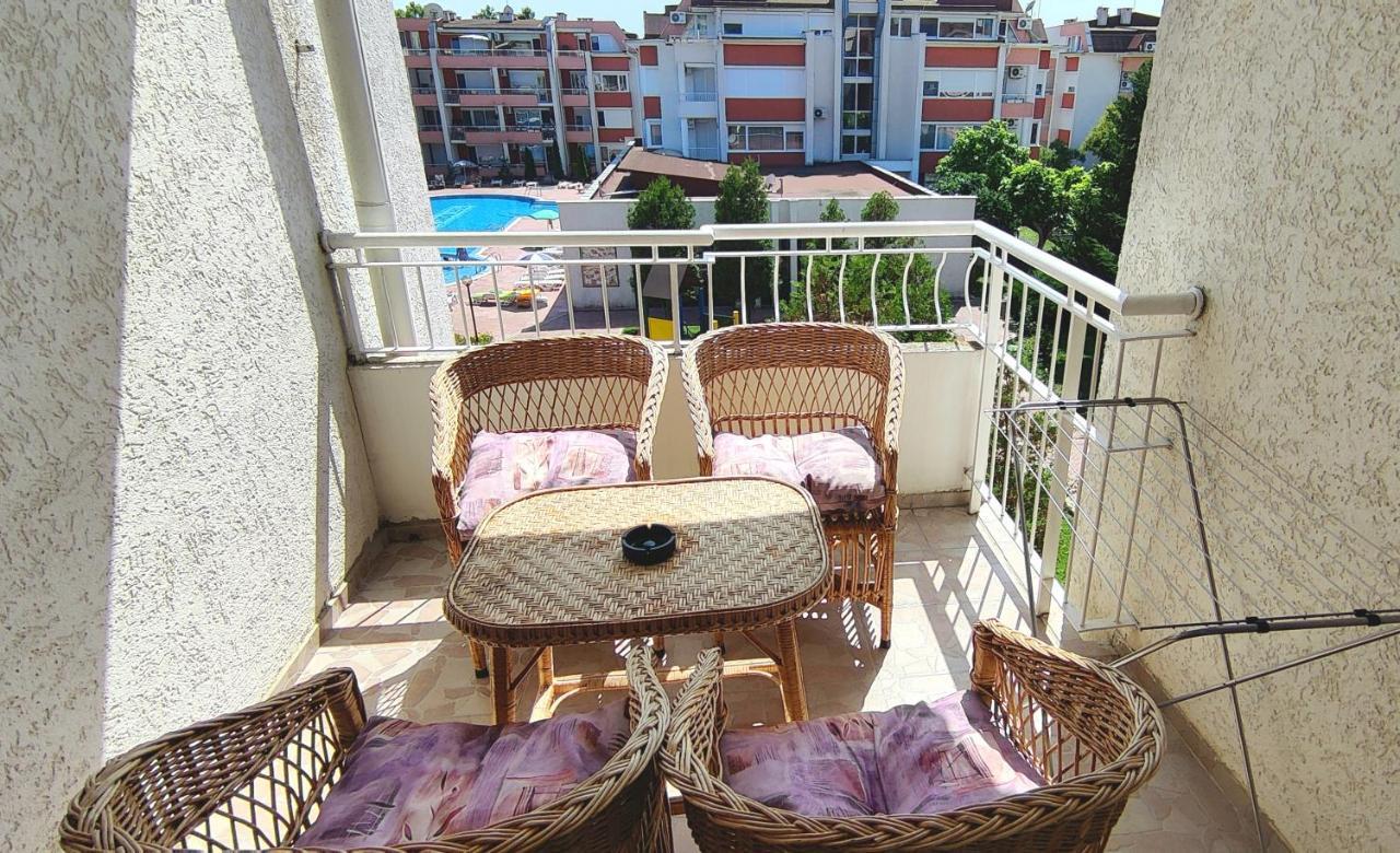 Sunny Fort Private Apartment Sunny Beach Exterior photo
